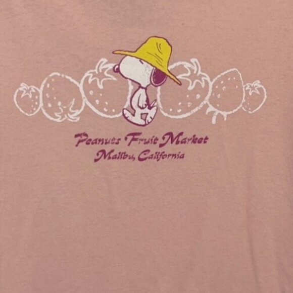Peanuts Snoopy Tshirt Womens Medium Pink New WOT Fruit Market California - Picture 5 of 6